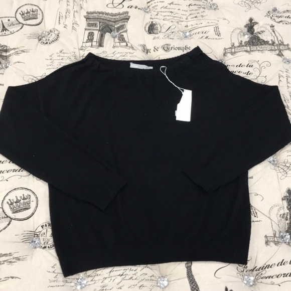 Vince Asymmetrical Cold Shoulder Cashmere - Picture 7 of 7